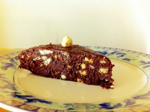 Bir dilim kakaolu bisküvili pasta Bir dilim kakaolu bisküvili pasta